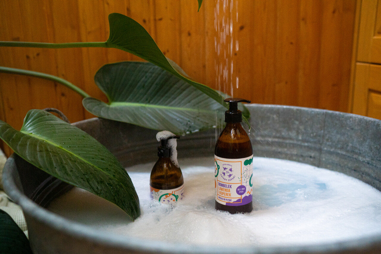 Codzienna pielęgnacja noworodka krok po kroku - jak dbać o dziecko?