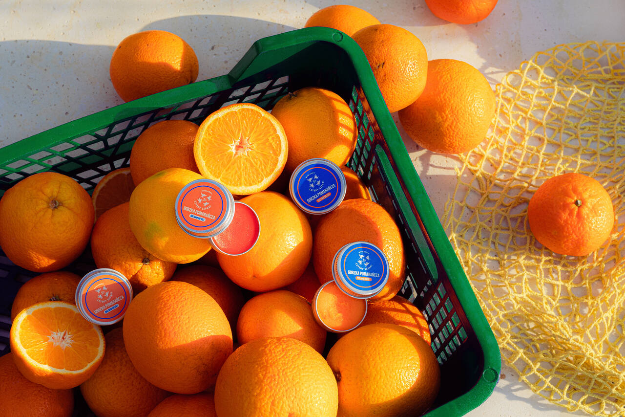 Jak używać peelingu do ust?