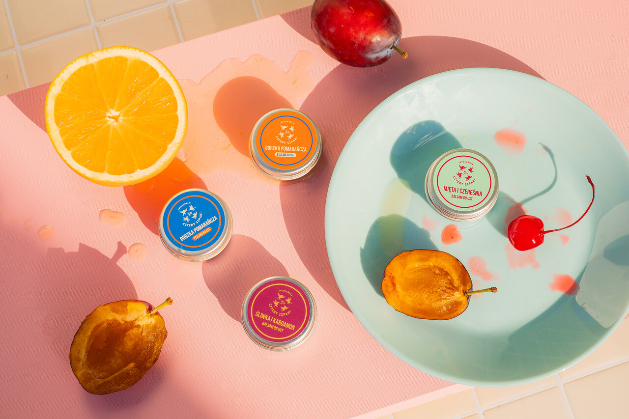 Naturalna pielęgnacja ust. Jak zadbać o usta jesienią?