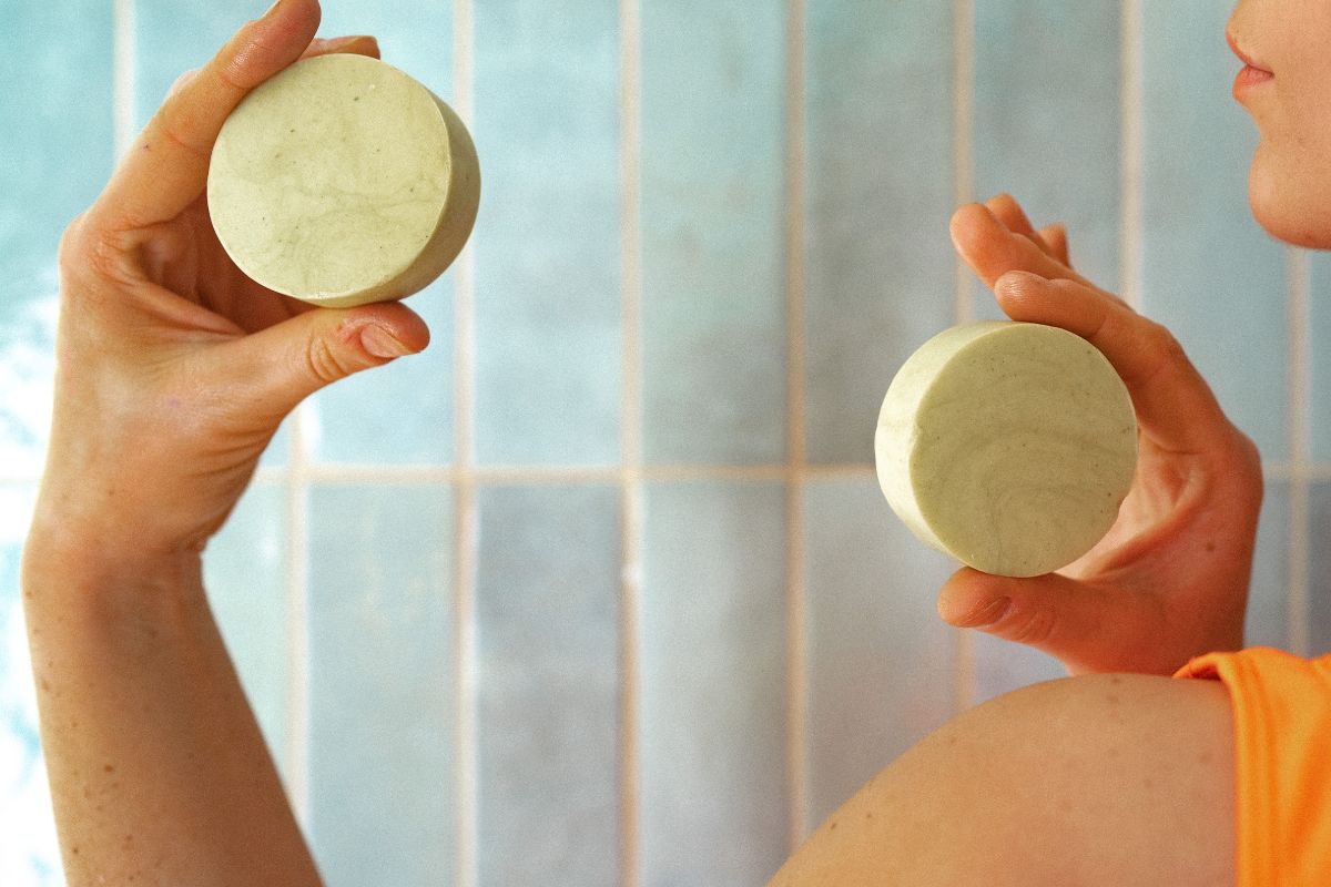 Jak dbać o higienę intymną w sposób naturalny i skuteczny?