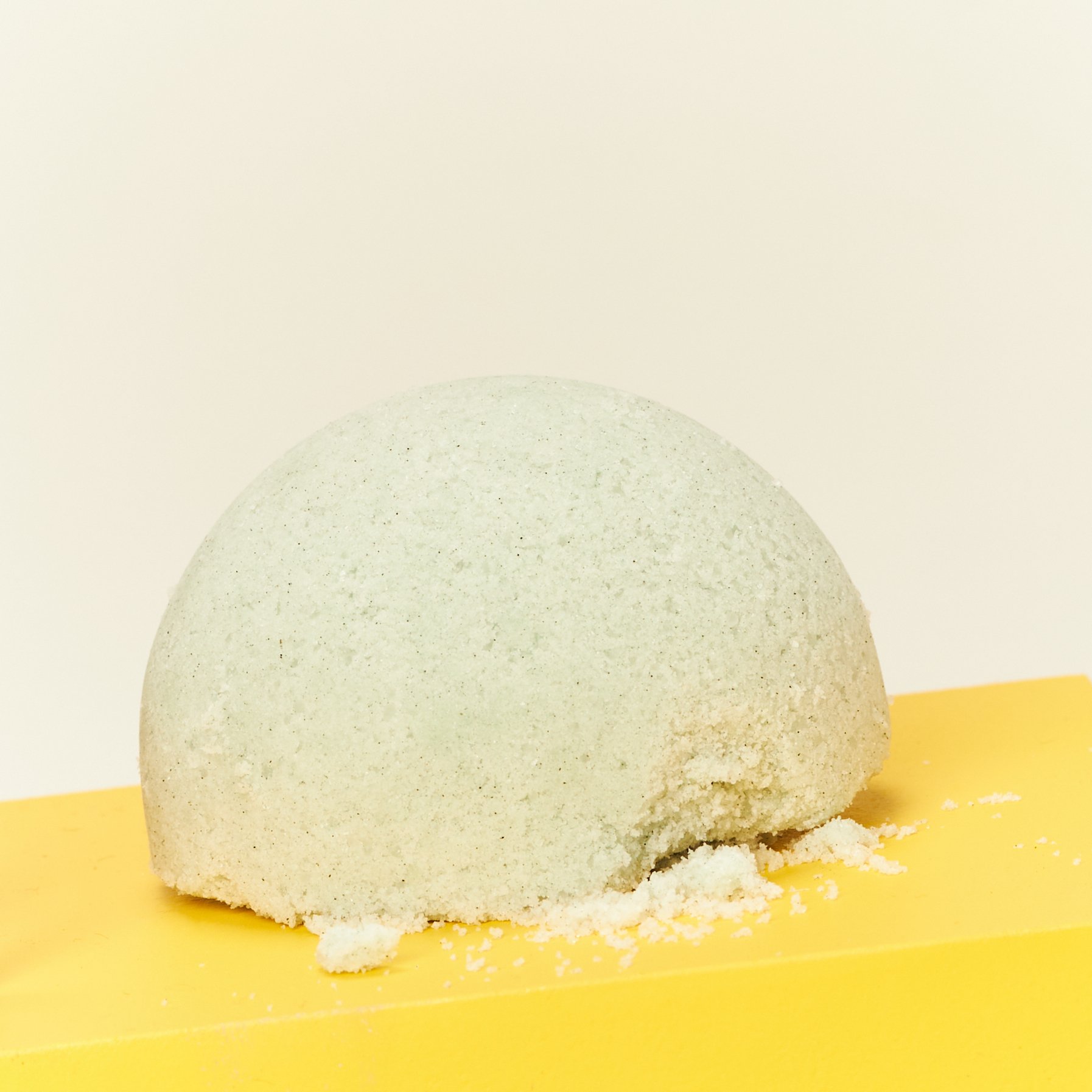 Półkula kąpielowa Oranżada. 
